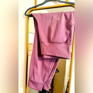 Women’s XL Under Amour Joggers